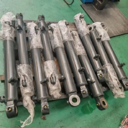 Hydraulic Cylinder 56369 TEREX MT5500  Rear suspension cylinder